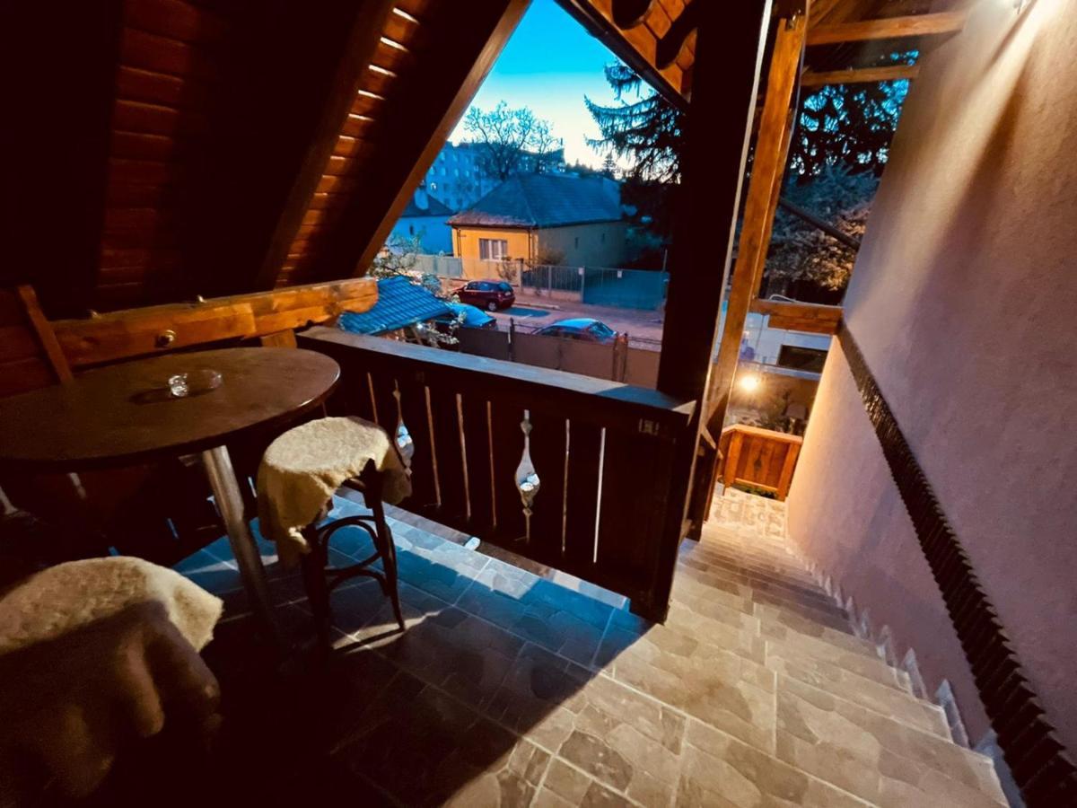 Hotel Casa Felice Braszów Zewnętrze zdjęcie
