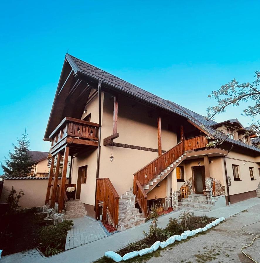 Hotel Casa Felice Braszów Zewnętrze zdjęcie