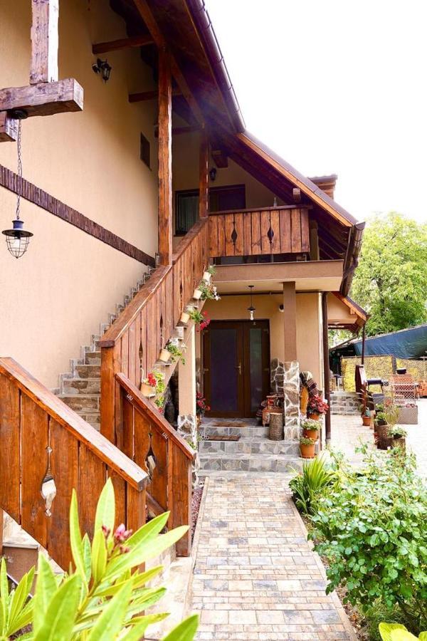 Hotel Casa Felice Braszów Zewnętrze zdjęcie